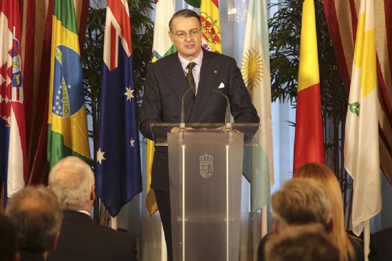 Pau OIV